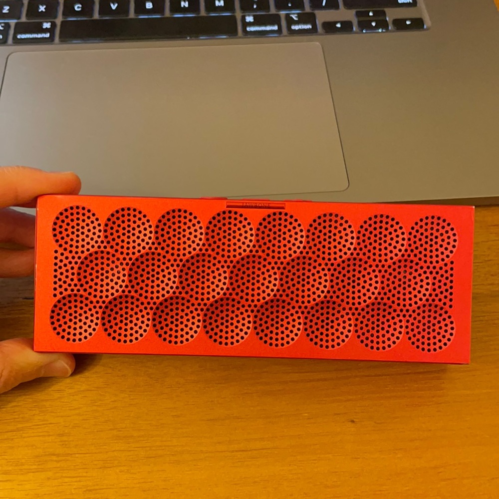 Mini jambox - red dot